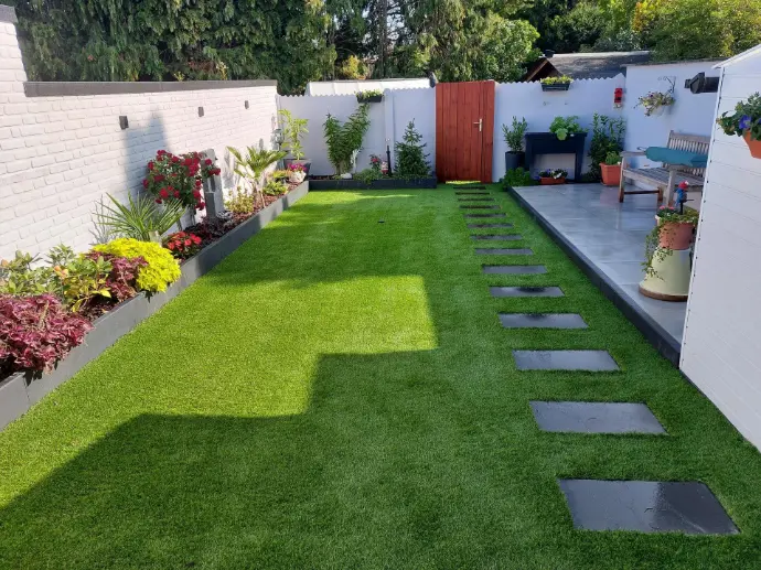 Vers aangelegde tuin door RVDV-Tuinen